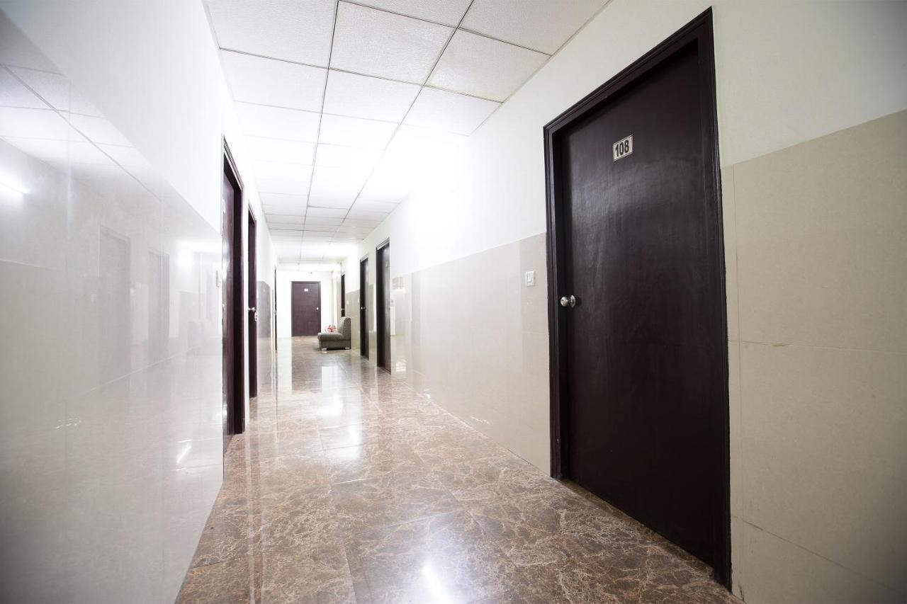 Oyo 44174 Hotel Mid Town Prime Harthala Exterior photo